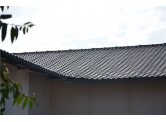 樹(shù)脂瓦可以長(cháng)期抵御酸、堿、鹽等各種化學(xué)物質(zhì)腐蝕